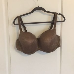 NWOT Chantelle C Magnifique Molded Minimizer Bra